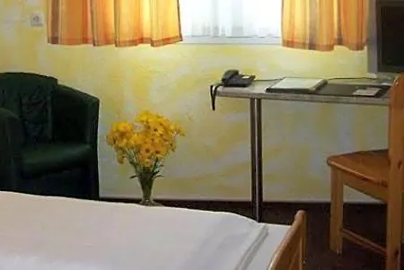 Szálloda Goldener Karpfen