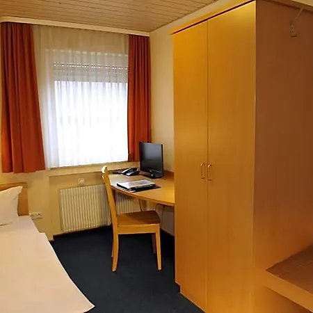 Goldener Karpfen Szálloda